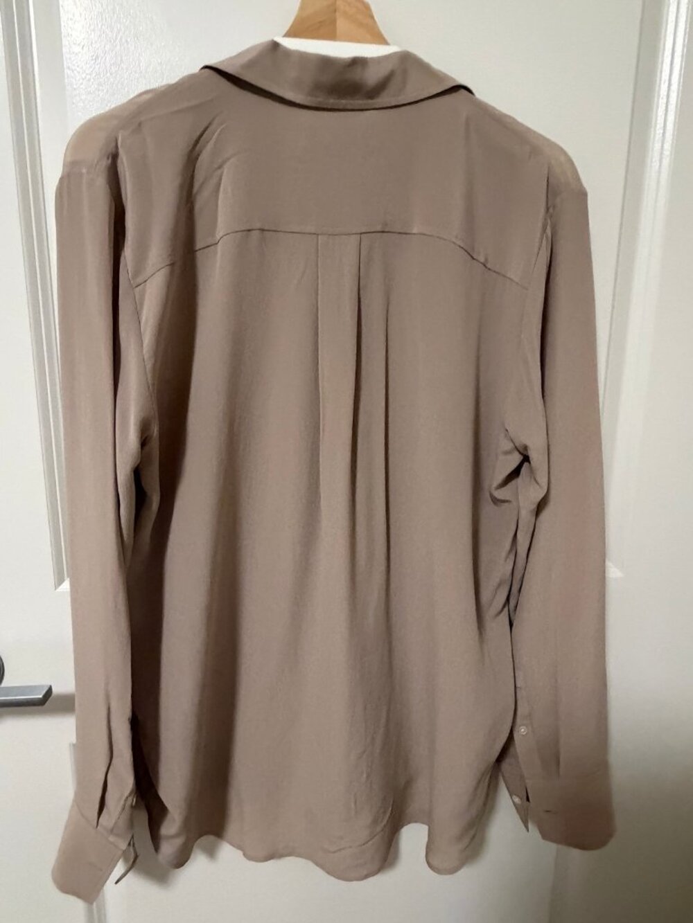 NWT Everlane The Washable Clean Silk Relaxed Shirt Burnt Sugar, Women's Size 12